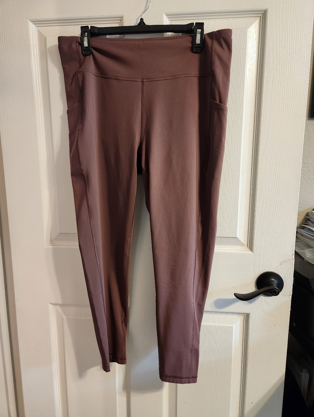 tek gear Dusty Mauve High-Rise 7/8 Leggings with Side Pockets